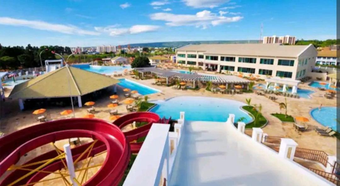 Ferienwohnung Lacqua Di'Roma Parque Com Parque Aquatico Incluso Na Diaria! Roupas De Cama E Toalhas Nao Estao Disponiveis No Servico, Devem Ser Levado Pelo Hospede! Caldas Novas Exterior foto